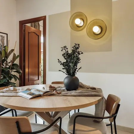 Nampi - 2 Bedrooms And Balcony In El Poblenou